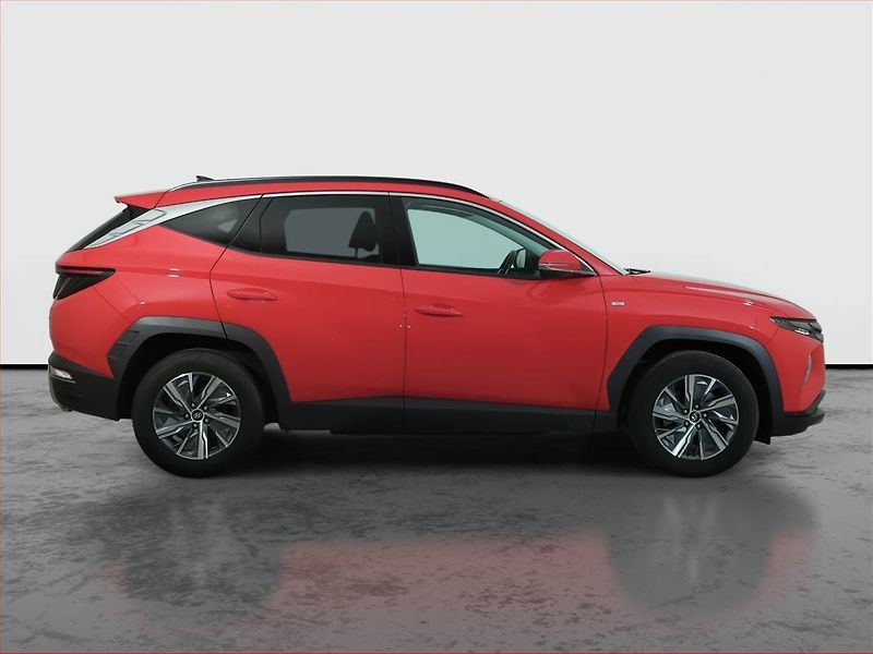 Hyundai Tucson (2022) 1.6 T-GDI - fotka 6 z 14
