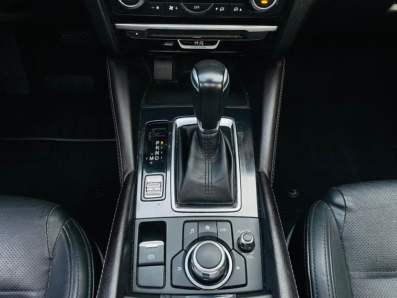 Mazda 6 2.5i AUT KAMERA SERVISKA TAŽNÉ - fotka 40 z 61