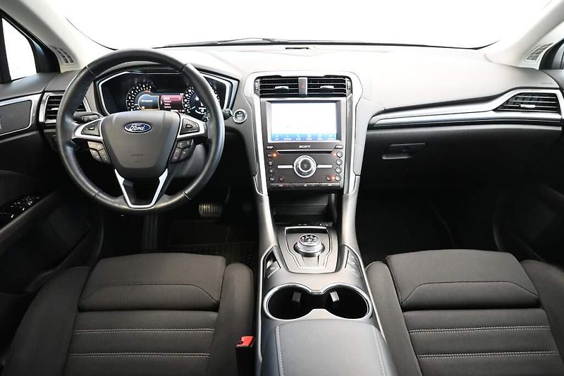 Ford Mondeo (2021) 2.0 LED SONY ACC Tažné Kamera - fotka 12 z 35