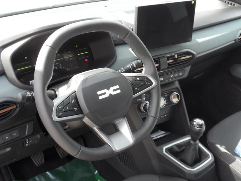 Dacia Sandero (2026) Stepway Extreme Eco-G 120    - fotka 6 z 7