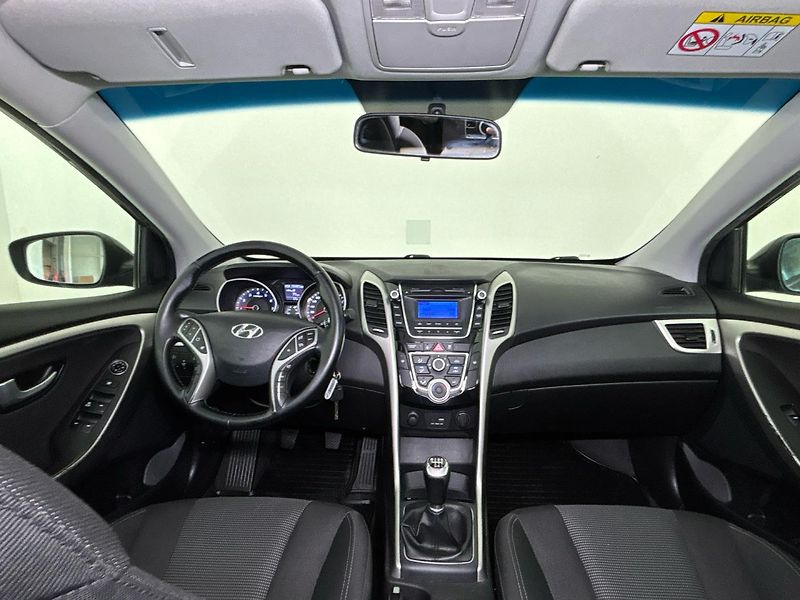 Hyundai i30 Trikolor - fotka 5 z 25