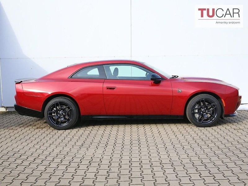 Dodge Charger (2026) Scat Pack SixPack 550Hp AWD - fotka 3 z 43