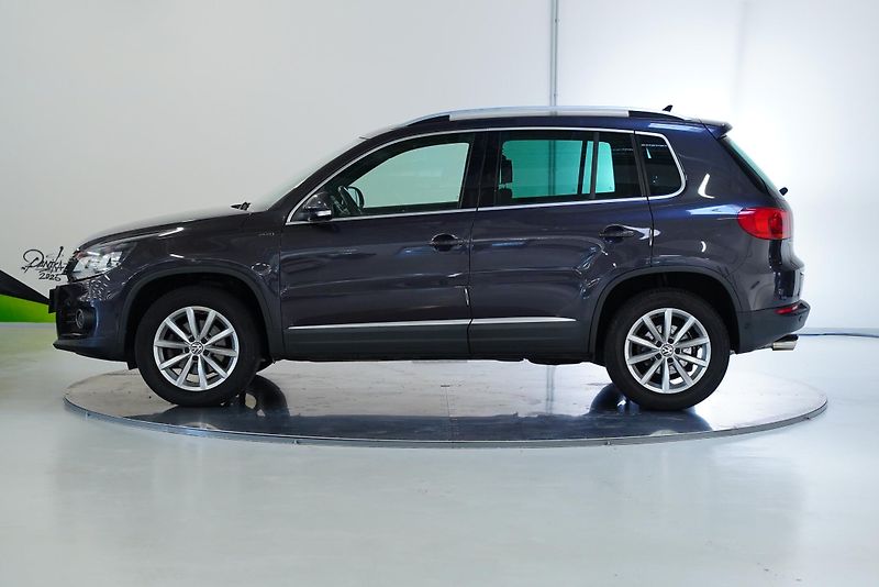 Volkswagen Tiguan - fotka 3 z 27