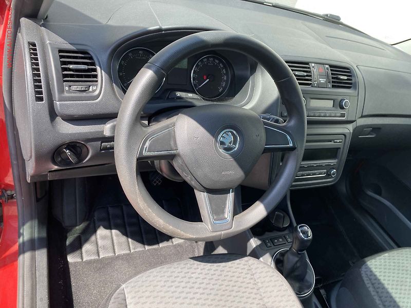 Škoda Roomster (2014) 1.2 TSi, Ambition, panor - fotka 12 z 17