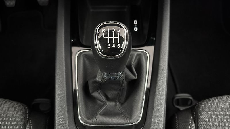 Škoda Octavia 2.0 TDI Style Combi - fotka 22 z 25