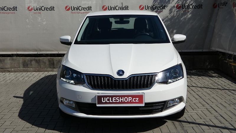 Škoda Fabia 1,2 TSI STYLE - fotka 2 z 22