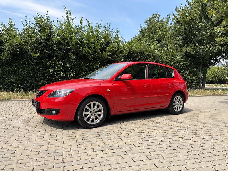 Mazda 3 1.6 Sport Active - fotka 3 z 25