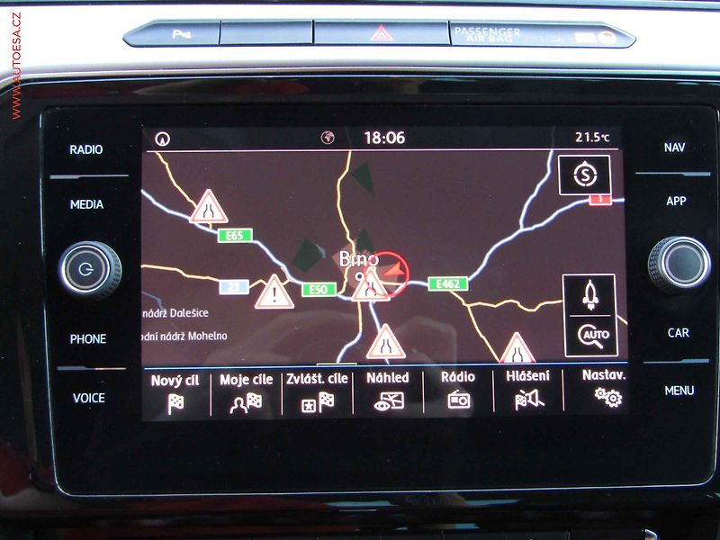 Volkswagen Passat (2018) 2.0TDi, 2.maj,ČR, R-Line, DSG - fotka 16 z 20