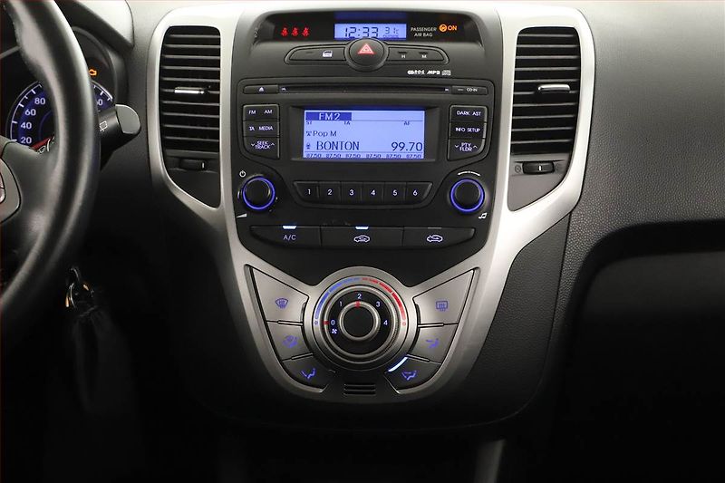 Hyundai ix20 (2013) 1.4 CVVT, ČR,1.maj - fotka 10 z 14