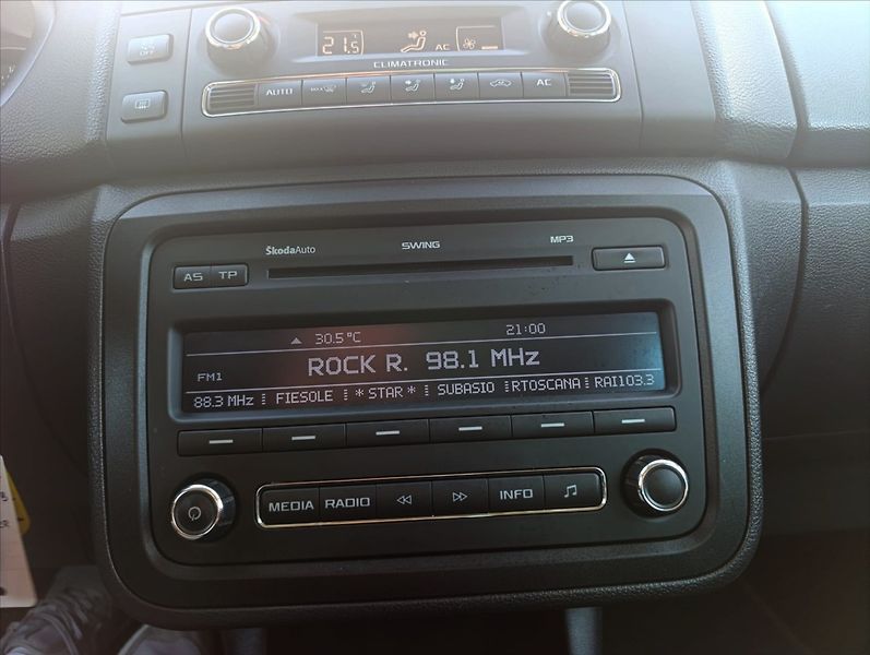 Škoda Roomster 1,6 TDi Aut.klima,Alu,Tempomat - fotka 18 z 36