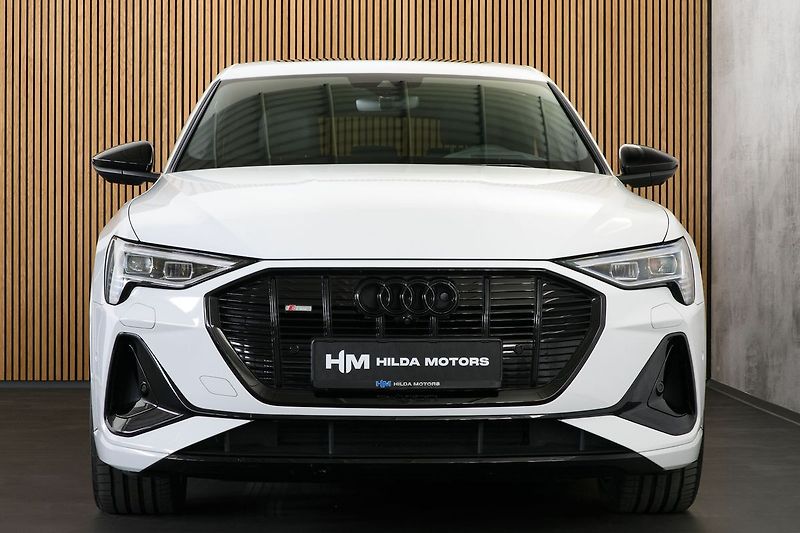 Audi e-tron 55 300kW Sportback Black Edice - fotka 8 z 47