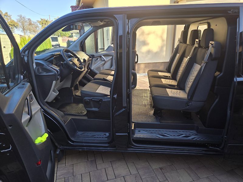 Ford Transit Custom 2.2TDCI L2 114kw 6míst - fotka 26 z 42