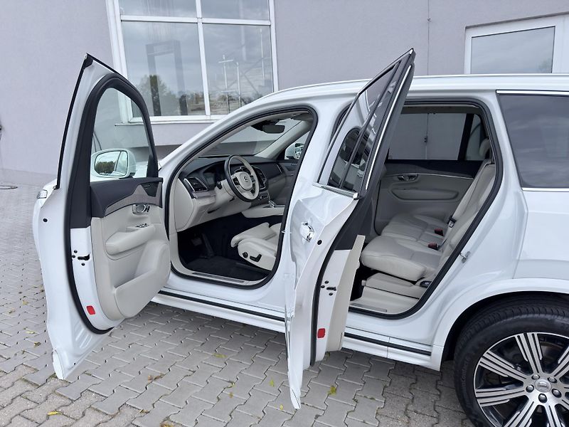 Volvo XC90 T8 AWD RECH. INSCRIPTION   - fotka 9 z 56