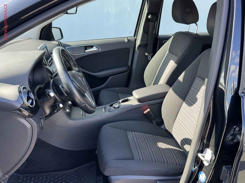 Mercedes-Benz Třídy B (2014) 2.0T B220 4Mat, 1.maj,ČR, AT - fotka 9 z 20