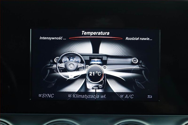 Mercedes-Benz Třídy E (2017) E 200 - fotka 14 z 17