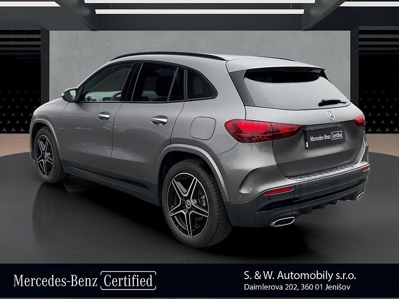 Mercedes-Benz GLA 200 d AMG Style Edition - fotka 7 z 35