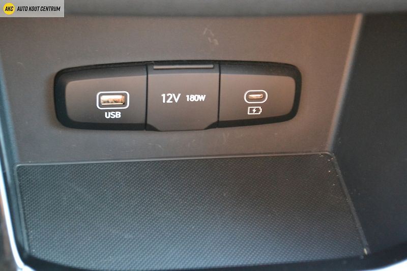 Hyundai i30 WG 1.5T-GDI 103KW DCT FAMILY N - fotka 25 z 47