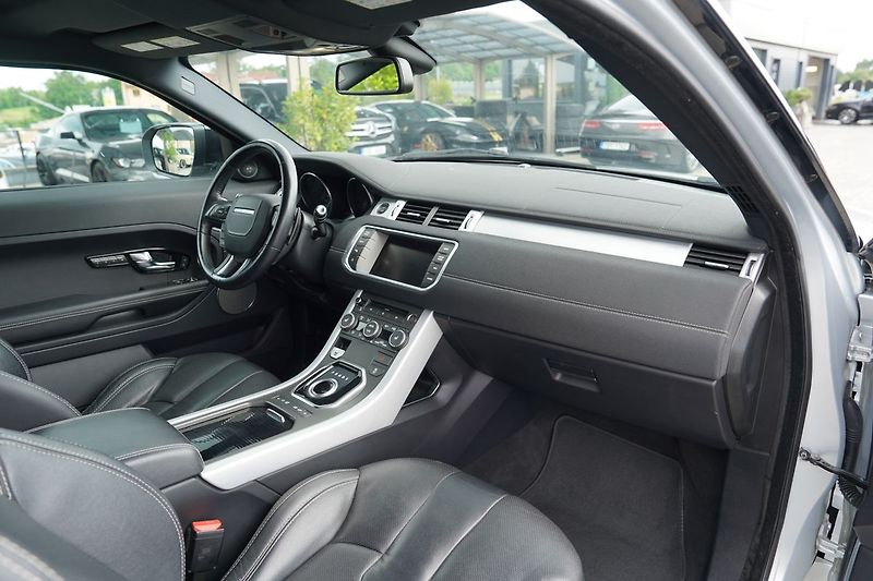 Land Rover Range Rover Evoque 2.2 TD4  R-Dynamic/AT/kůže - fotka 28 z 41