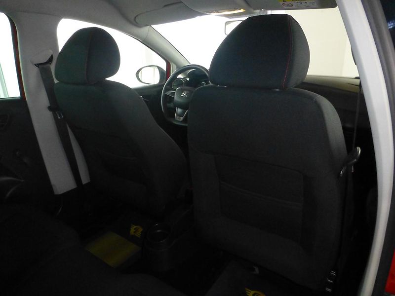 Seat Ibiza (2015) 1,2TSI*FR!!*XENON*PO ROZVODECH - fotka 22 z 25