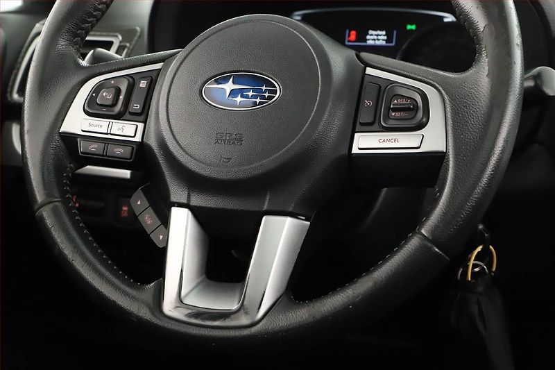 Subaru Forester (2016) 2.0 d, 4X4, Bi-Xenony - fotka 8 z 20