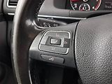 Volkswagen Touran (2011) Comfortline 1.6 TDI, Navi - náhled 16