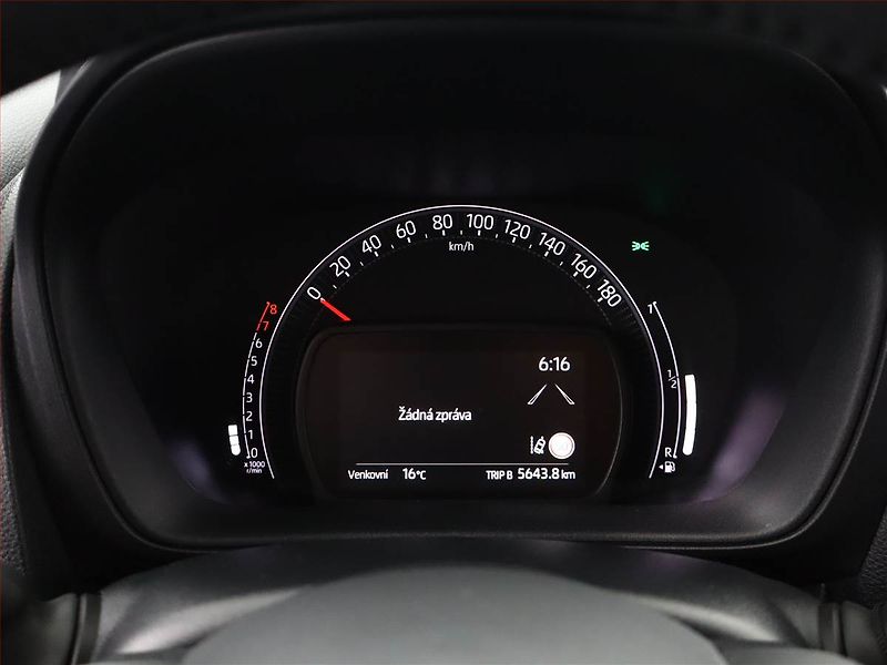 Toyota Aygo (2025) Style 1.0, ČR,1.maj - fotka 8 z 16