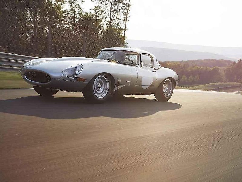 Jaguar E-Type Lightweight.
