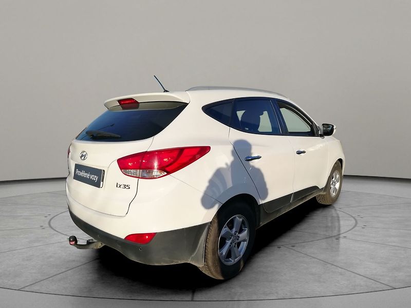 Hyundai ix35 1,6 99 kW - fotka 2 z 18