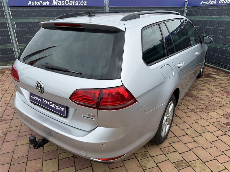 Volkswagen Golf Variant VII 1.6 TDI Comfortline - fotka 5 z 22