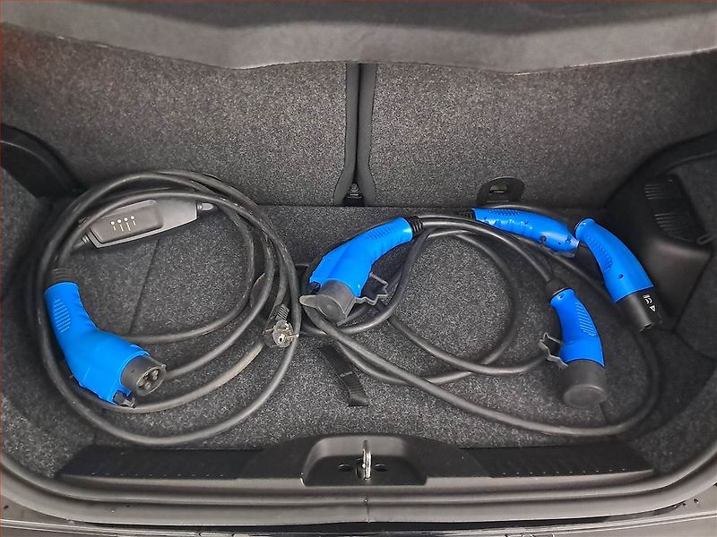 Fiat 500e (2014) 24 kWh, Automat, Tempomat - fotka 16 z 19