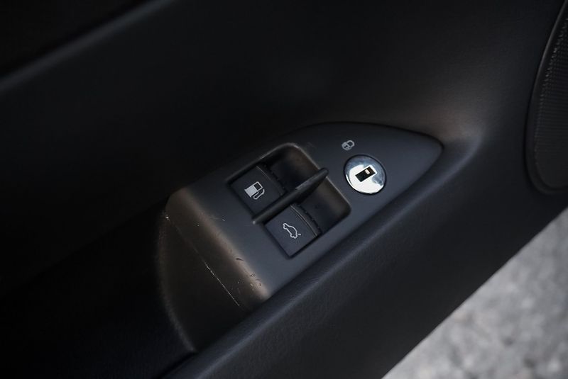 Škoda Superb 1.9 TDi COMFORT - fotka 31 z 31