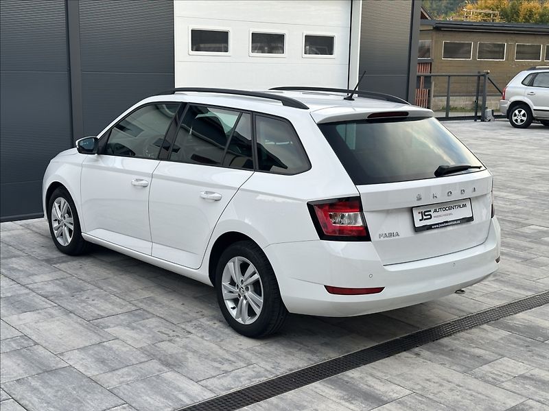 Škoda Fabia 1,0 TSI 95PS  Ambition Top - fotka 10 z 52
