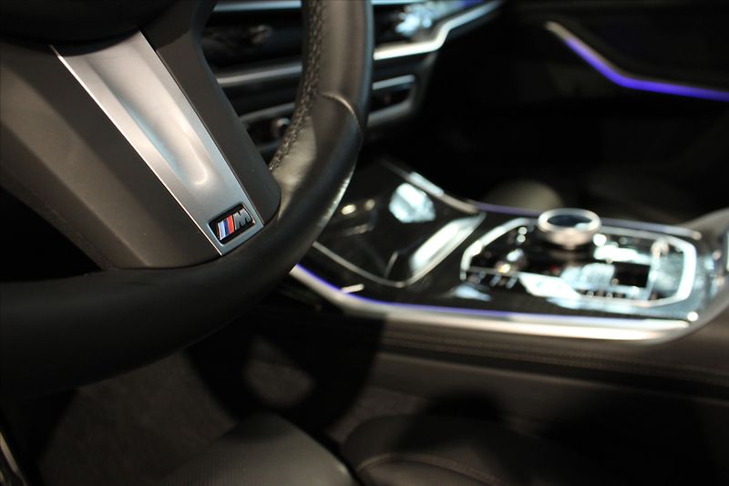 BMW X7 xDrive40d M Sport Pro ExeDrPro - fotka 16 z 44