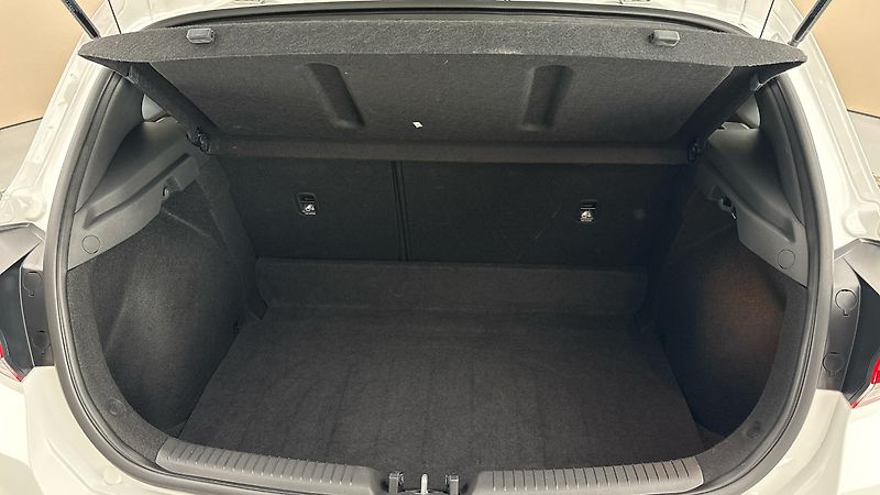 Hyundai i30 1.0 T-GDI Comfort - fotka 17 z 23