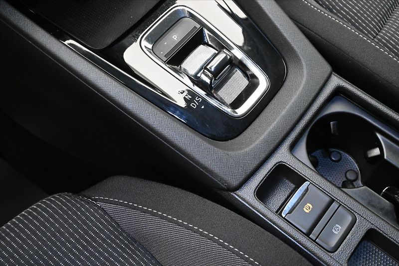 Škoda Octavia 2,0 TDI 110 kW DSG Business Zá - fotka 23 z 32