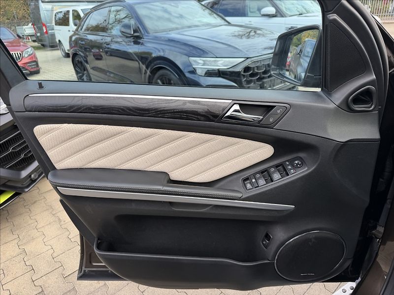 Mercedes-Benz GL 350 CDI 4Matic AMG - fotka 18 z 30