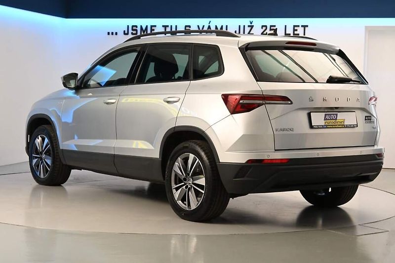 Škoda Karoq (2024) 2.0 4x4 DSG LED TOUR Virtual K - fotka 7 z 33