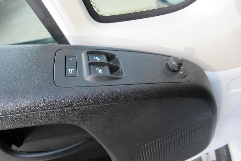 Fiat Ducato MAXI 2.3 JTD KLIMA TAŽNÉ - fotka 15 z 22