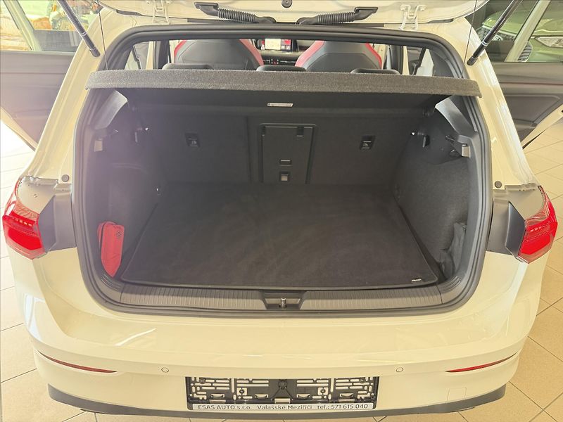 Volkswagen Golf 2,0   GTI EDICE 45 300 PS Akra - fotka 29 z 31