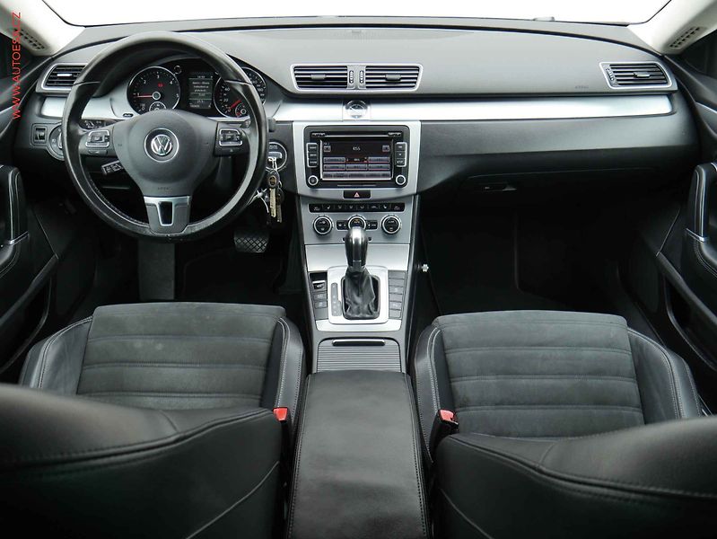 Volkswagen CC (2013) 2.0TDI, ČR, Sport, DSG, kůže - fotka 8 z 19