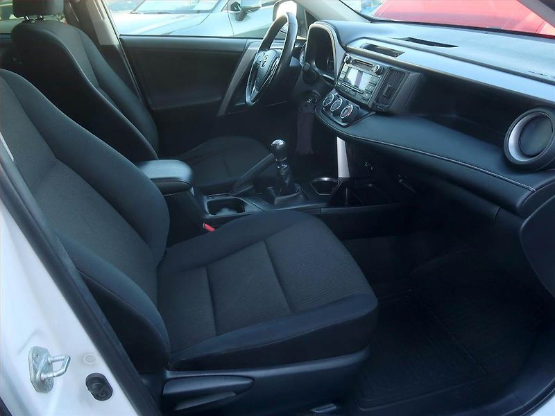 Toyota RAV4 (2017) 2.0 VVT-i, 4X4, Serv.kniha - fotka 9 z 13