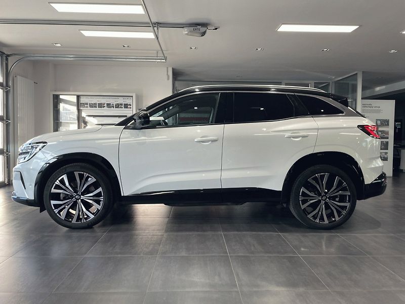 Renault Austral (2024) ICONIC full hybrid E-TECH 200 - fotka 2 z 30