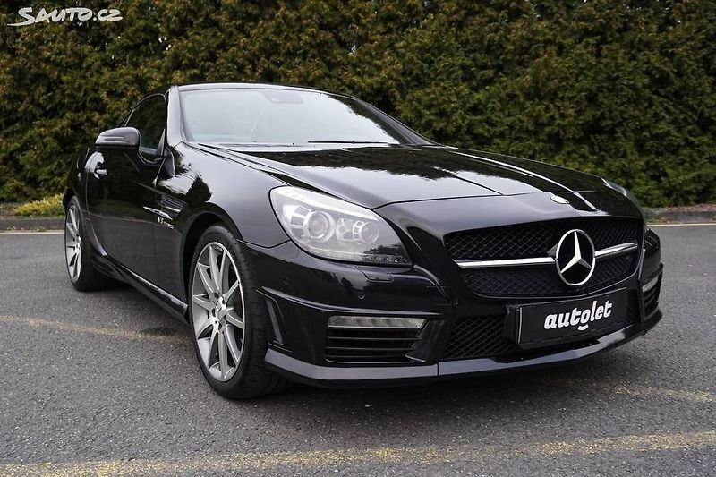 Mercedes-Benz SLK (2012) 55 AMG V8 310KW MAGIC SKY - fotka 2 z 24
