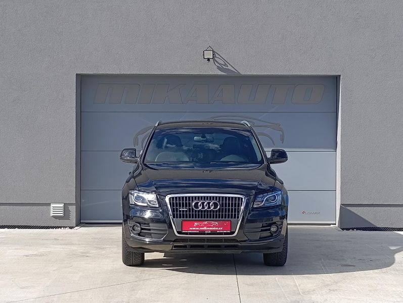 Audi Q5 2.0TDI QUATTRO S-LINE ČR - fotka 2 z 31