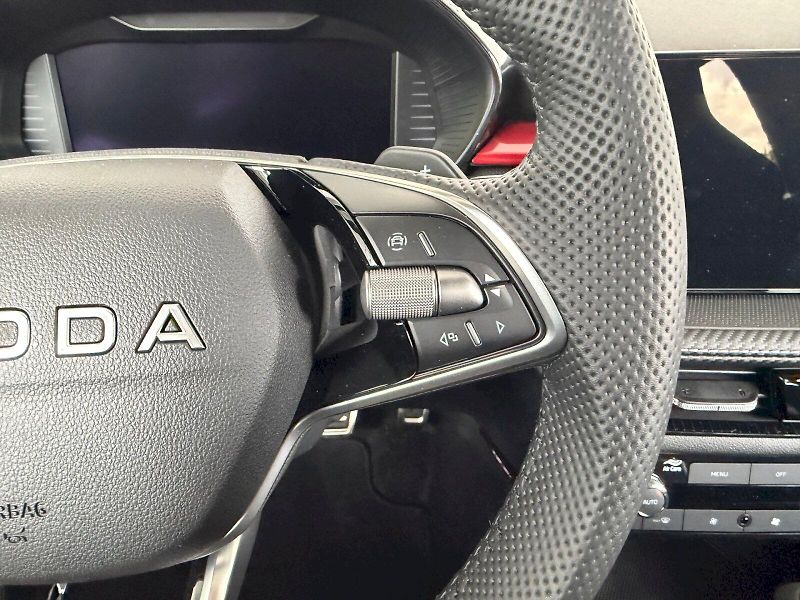 Škoda Fabia (2025) Monte Carlo 1.5 TSI / 110 kW D - fotka 11 z 25