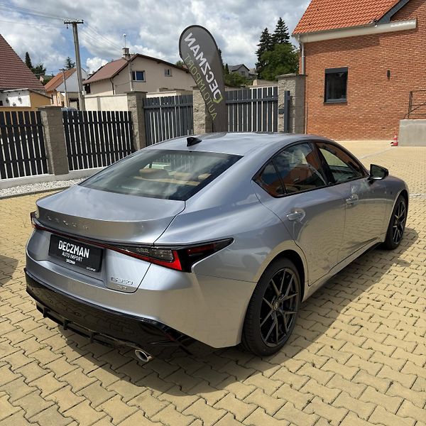 Lexus IS 350 (2026) AWD F SPORT 311 HP V6 2026 - fotka 4 z 15