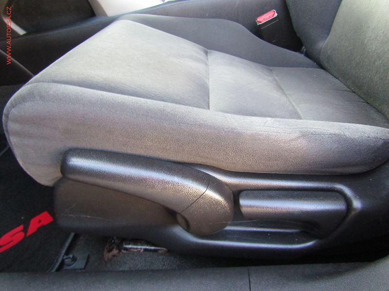 Honda Accord (2009) 2.0i, AT, STK04/2026 - fotka 17 z 20