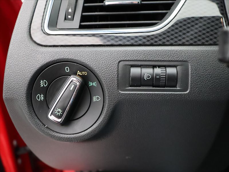 Škoda Rapid 1,0 TSI 81 kW Monte Carlo CZ - fotka 14 z 27