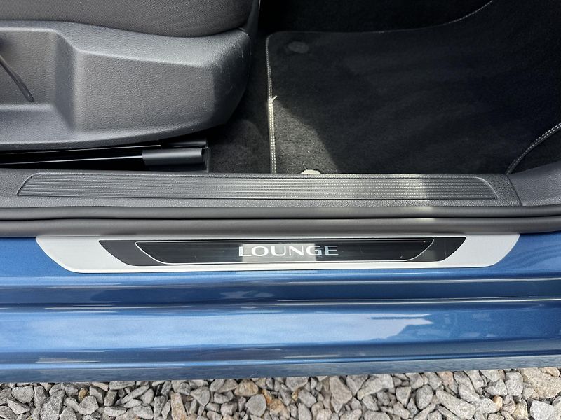Volkswagen Golf (2015) 1.6TDi,DSG,rezervace - fotka 31 z 49