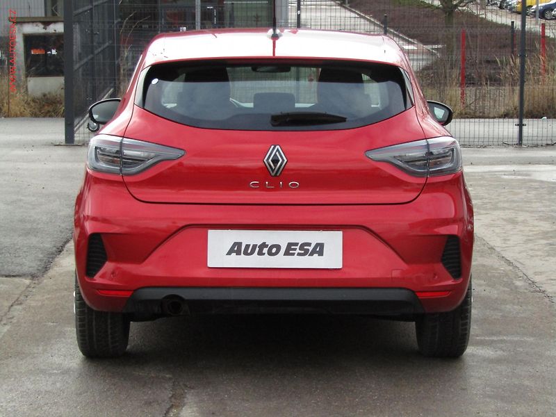Renault Clio (2024) 1.0 TCe, 1.maj,ČR, AC, LED - fotka 5 z 19